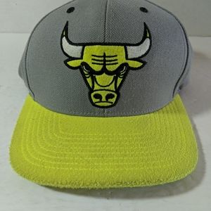 Mitchell & Ness Triple Logo Chicago Bulls rare